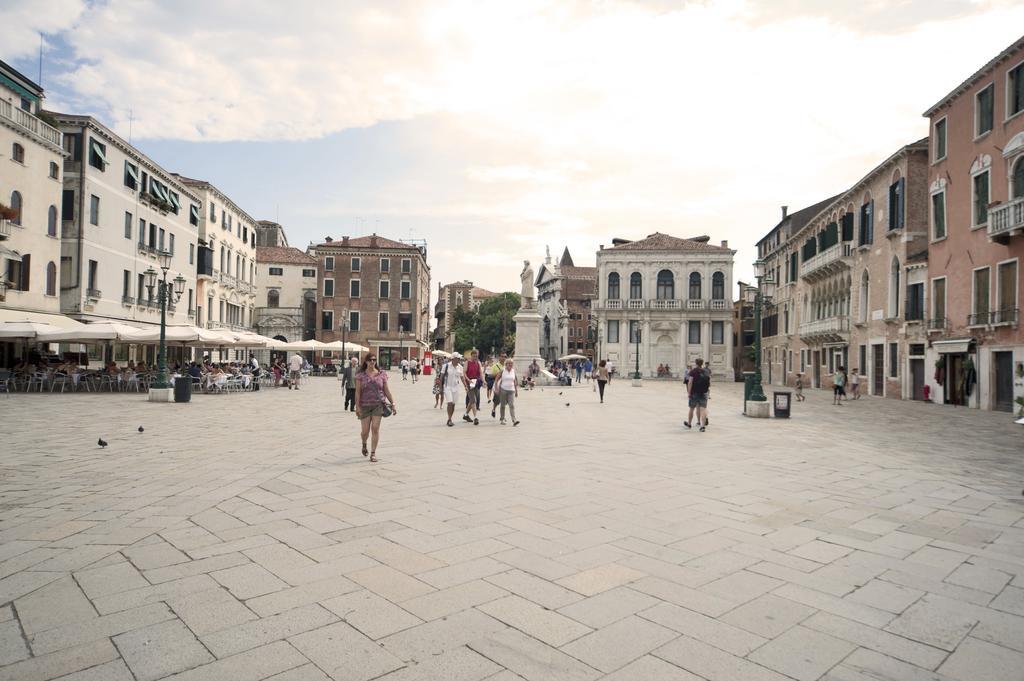 Venice Heaven Apartments In San Marco Antique District Room photo
